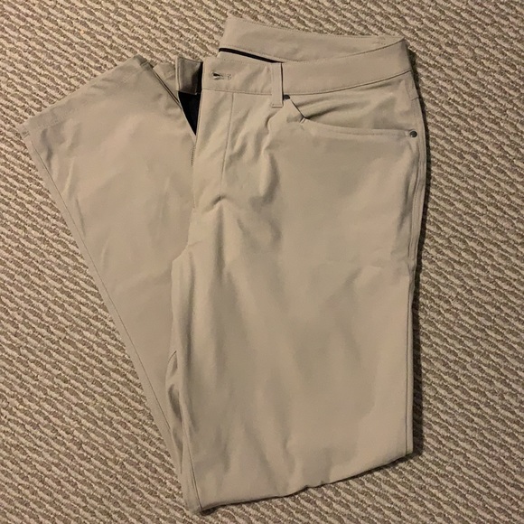 NWOT Men’s lululemon ABC classic pants - Picture 2 of 13